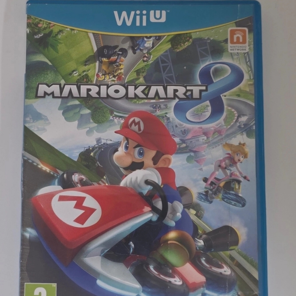 Nintendo Mario Kart 8 Wii U - Blue and Red